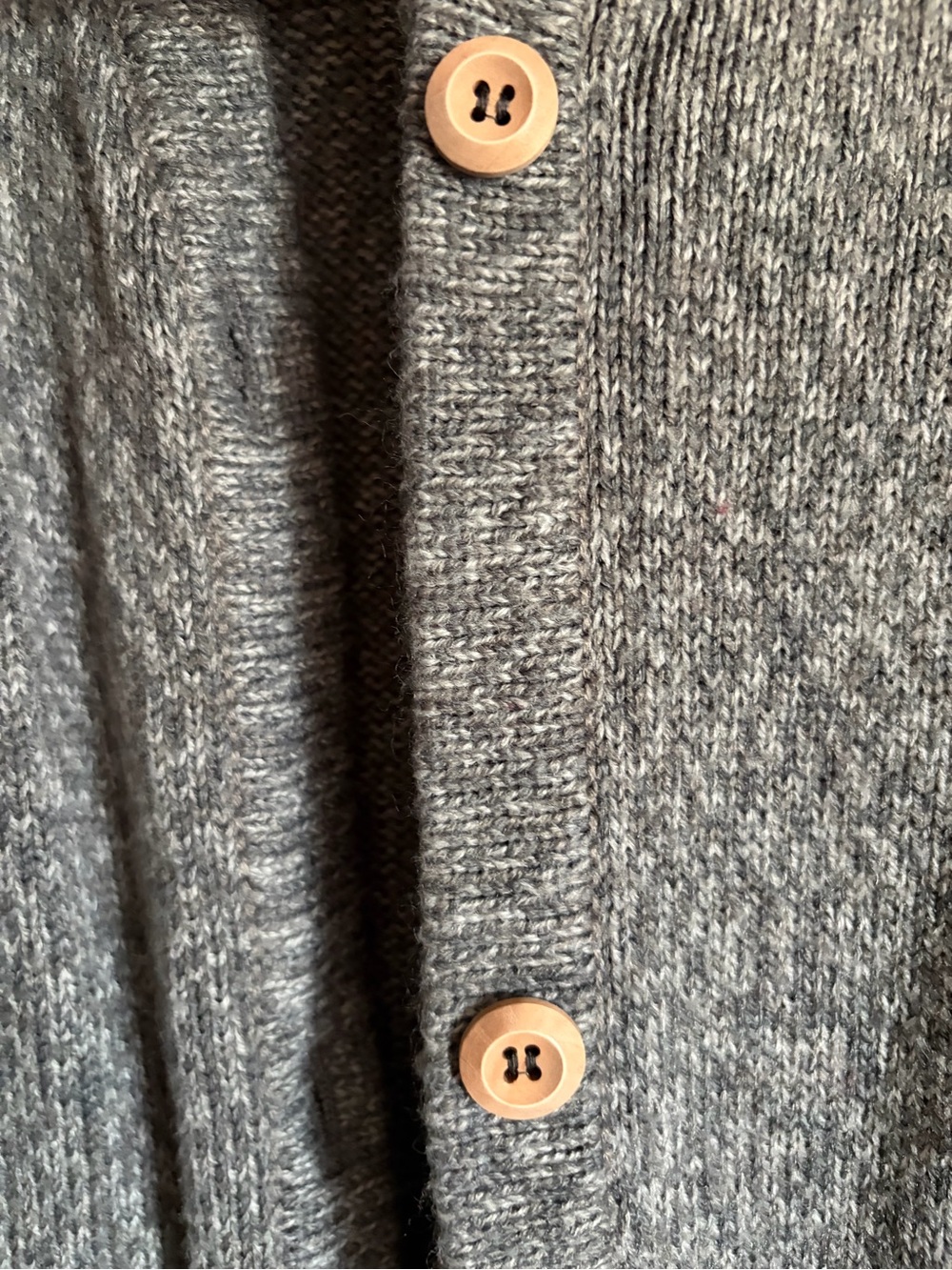 Disney Her Universe Star Wars Sweater Mandalorian Grogu Grey Cardigan Size 1X - Picture 9 of 10